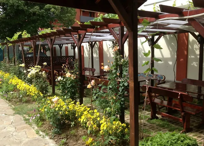 Valentina Aparthotel 3*